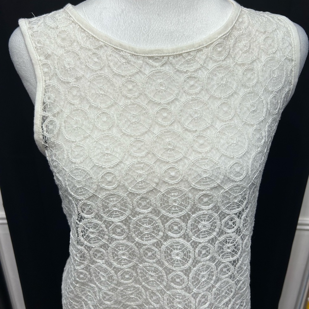 Chic Ivory Lace Top